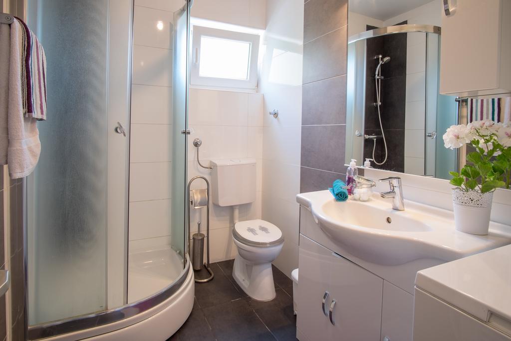 Apartment Katarina Malinska Oda fotoğraf